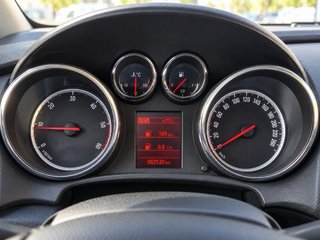 Opel Astra 2011