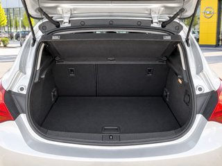 Opel Astra 2011