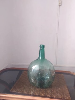 Garrafa de Cristal Verde diámetro 80 alto 40