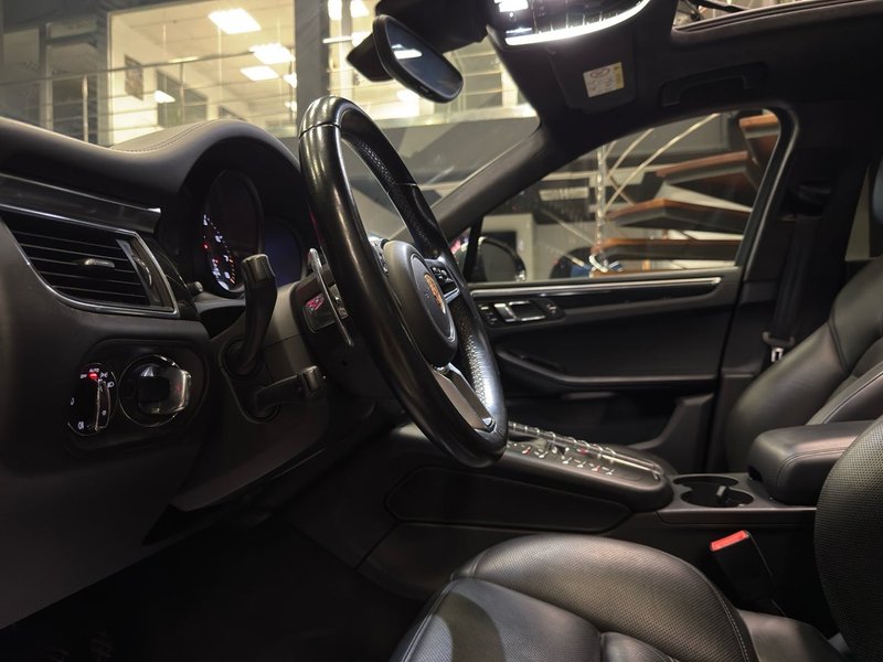 Porsche Macan Turbo 2017, foto 11