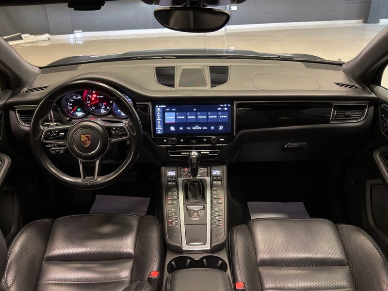 Porsche Macan Turbo 2017, foto 13