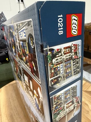 SELLADO LEGO Creator Expert Pet Shop 10218