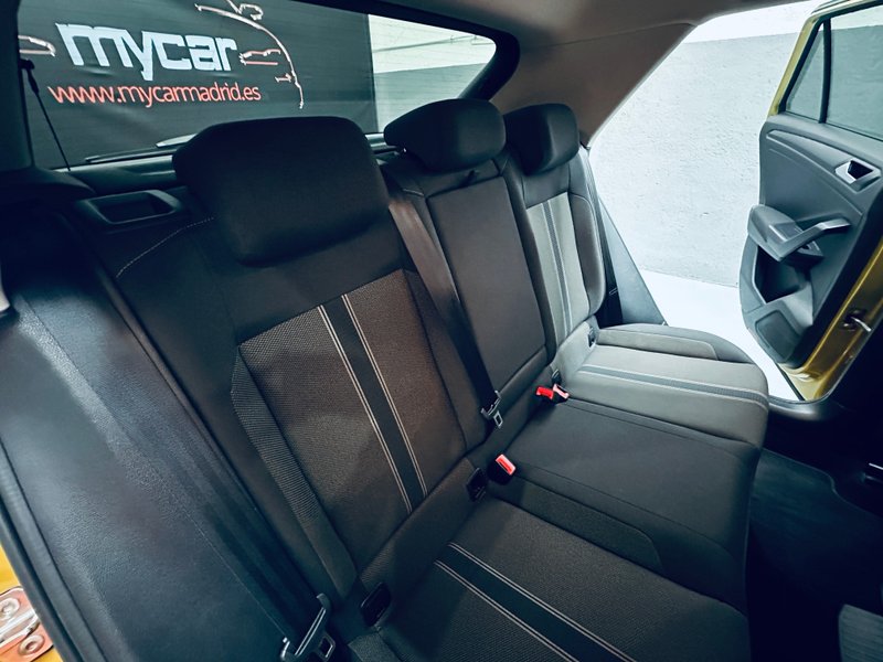 Volkswagen T-Roc Advance Style 2.0 TDI (2021) 2021, foto 18