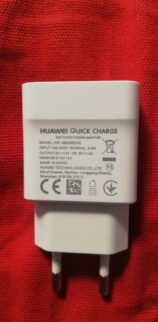 HUAWEI SUPER CHARGE 18W + 2 CAVI USB-C DA 6A