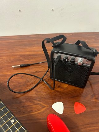 Guitarra Eléctrica Infantil con Amplificador