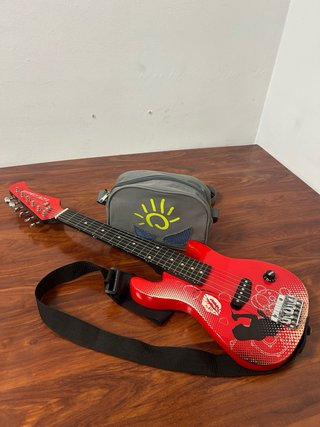 Guitarra Eléctrica Infantil con Amplificador