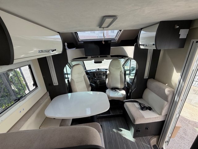 AUTOCARAVANA ROLLER TEAM 6,5m