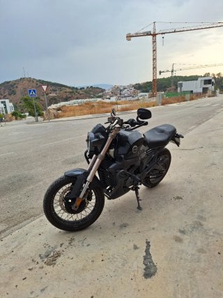 Zontes G1 125cc Naked Negra/Gris