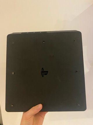 PS4 Slim 500GB + 2 Mandos + Juegos