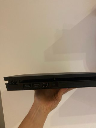 PS4 Slim 500GB + 2 Mandos + Juegos