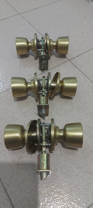 Juegos de Pomos Dorados para Puerta