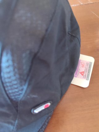 Gorra negra