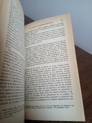 Sociedad y estado en el siglo XVIII español