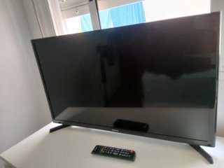 TV Samsung 32 Negra