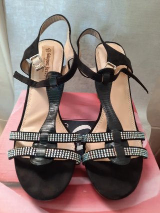 Sandalias fiesta negras con brillantes T.40