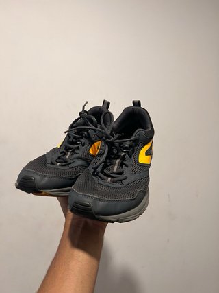 Zapatillas Kiprun Gris y Amarillo