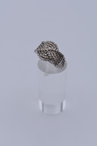 0007 Anillo de Oro Blanco