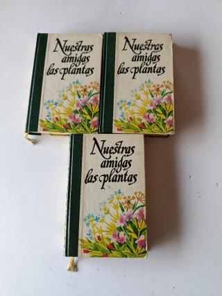Colección "Nuestras amigas las plantas". 3 libros