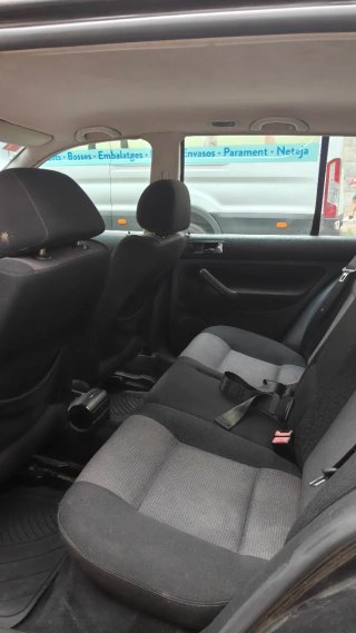 Volkswagen Golf 2003