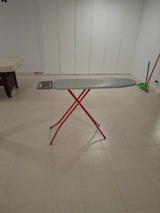 Tabla de planchar plegable
