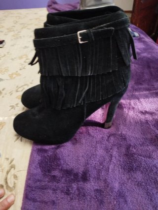 Botines Stradivarius de Ante Negros