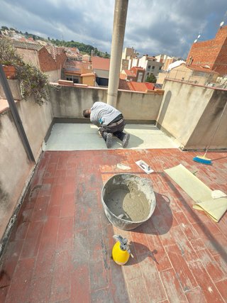 Impermeabilizaciones, filtraciones, humedades.
