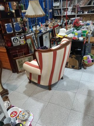 Sillón Clásico de Tela a Rayas