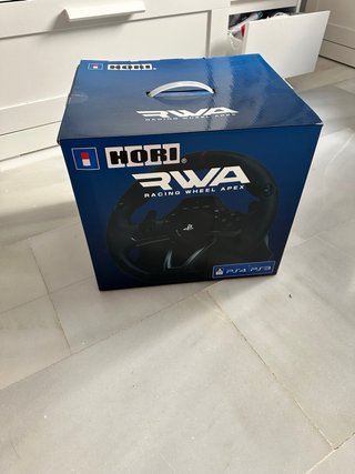 Volante y Pedales RWA Hori PS4/PS3/PC