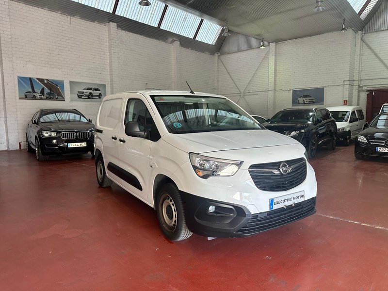 Opel Combo LIFE L EDITION 1.5 DIESEL MT6 2021
