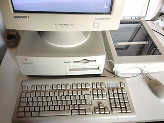 Apple Power Macintosh G3, Monitor y Escáner