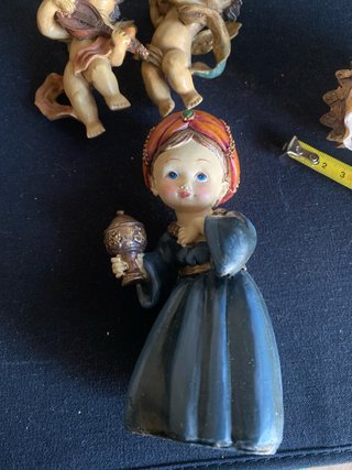 Figuras Belén Reyes y Ángeles