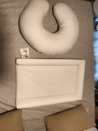 Cojín de lactancia y cambiador IKEA