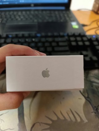 AirPods Pro Apple