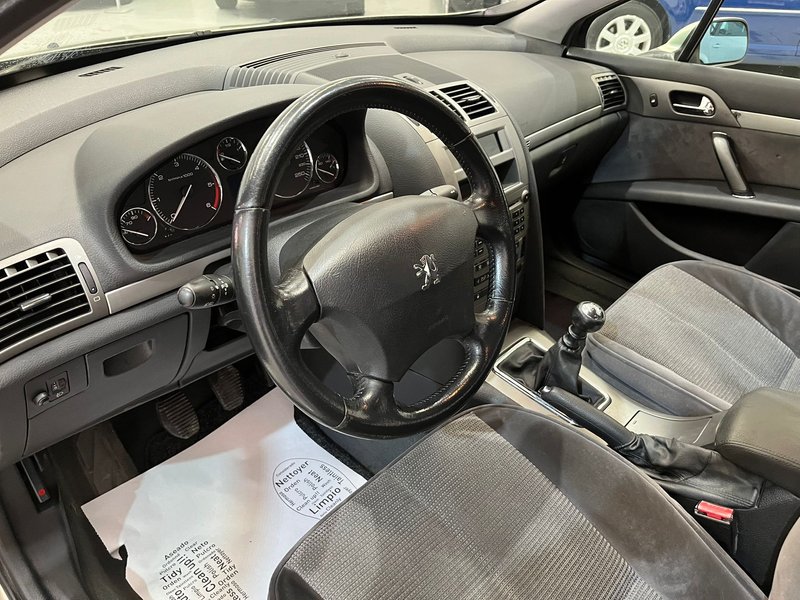 Peugeot 407 2.0 HDI ST Confort / Sport 2004, foto 4