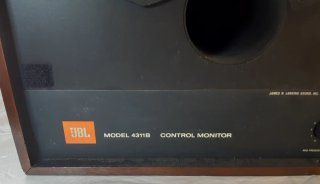 Pareja Altavoces JBL 4311B Control Monitor
