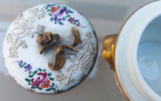 Cajita antigua vintage SXIX, French Edme Samson
