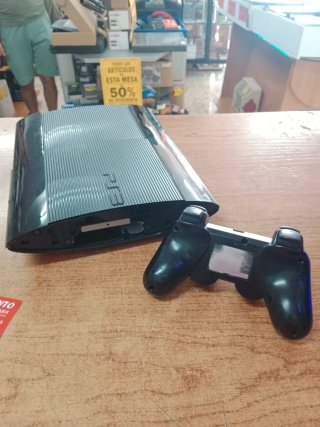 CONSOLA SONY PS3 S SLIM 12GB CON MANDO Y CABLES