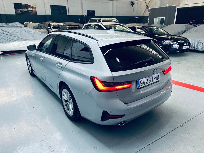 BMW Serie 3 2021, foto 8