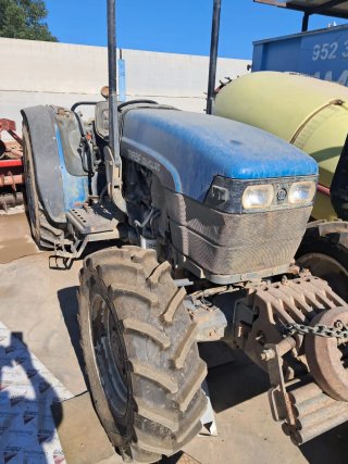 Tractor New Holland TN65F