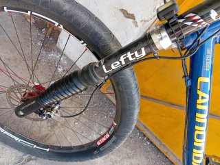 Bicicleta Cannondale Rush Lefty MTB