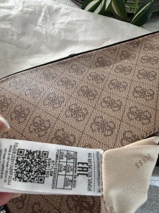 Bolso Guess Estampado