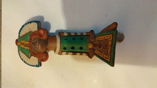 Flauta terracota policromada estilo azteca