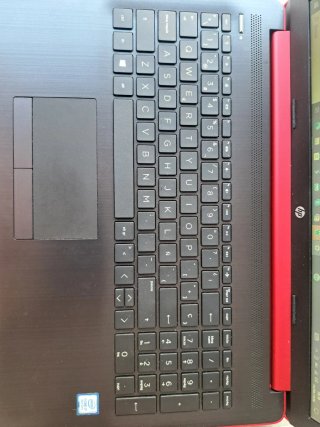Portátil HP Negro y Rojo