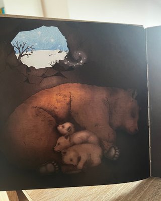 El retorno de Villarina un cuento de osos, urog...