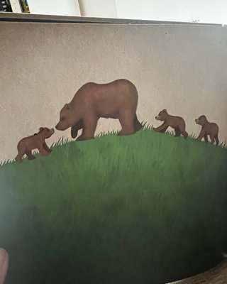 El retorno de Villarina un cuento de osos, urog...