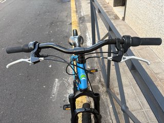 Bicicleta Azul RACER (negociable)