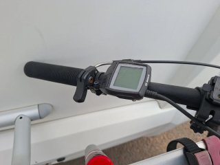 Bicicleta Eléctrica Cannondale de Carbono