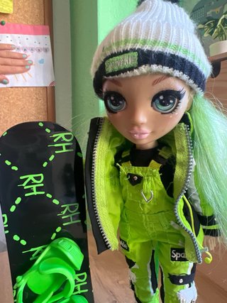 Muñeca Rainbow High Verde