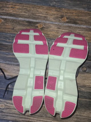 Zapatillas On Cloudmonster 2 Gris/Rosa