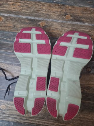 Zapatillas On Cloudmonster 2 Gris/Rosa